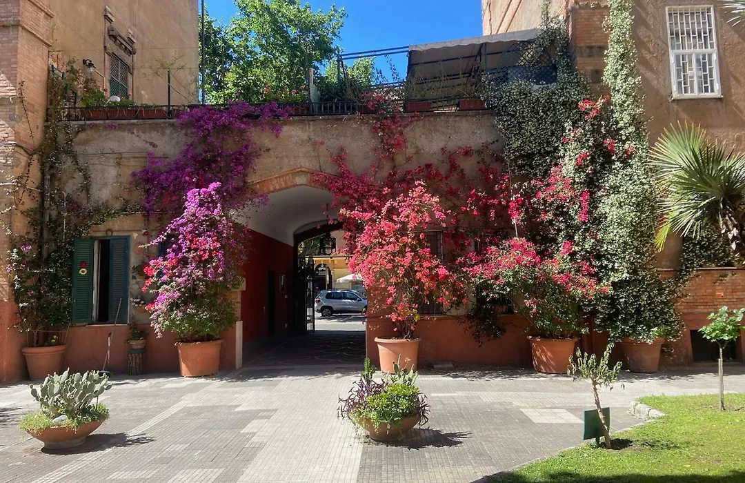 Dimora Del Papa Rome Apartments-1